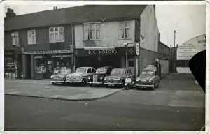 Shoe Prints: G Lansdell Shoe Repairs & BC Motors, Deptford, Lewisham, England. Date: 1959
