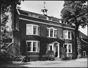 Dickens Collection: Gads Hill House