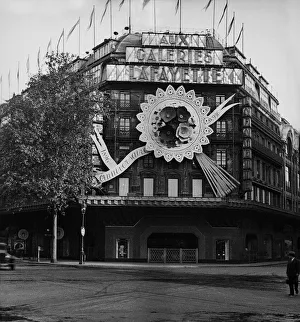Galeries Prints: Galeries Lafayette, Paris, France