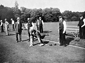 Bowl Gallery: A Game of Bowls, Britain, 1903
