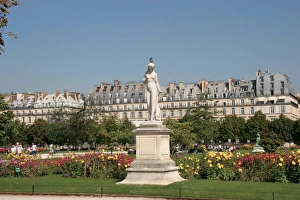 Images Dated 23rd September 2005: The Garden of the Tullerias. Paris. Francia