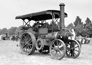 Garrett Prints: Garrett Showman's Tractor number: 33074