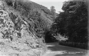 Garth Pass Road