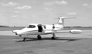 Learjet Prints: Gates Learjet 24 N262HA