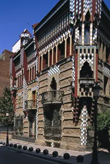 Geographic Prints: GAUDI i CORNET, Antoni (1852-1926). Vicens House