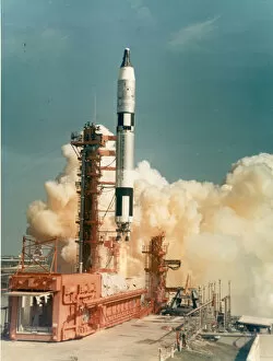 Images Dated 18th September 2018: Gemini V spacecraft launched by a Titan II on 21 August?