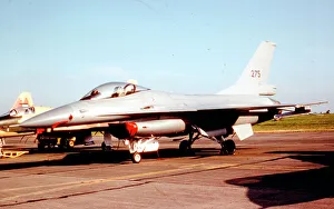 General Dynamics F-16A Fighting Falcon 275