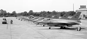 Line Up Prints: General Dynamics F-16A Fighting Falcon 281