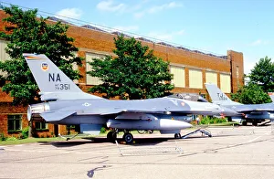 General Dynamics F-16A Fighting Falcon 79-0351