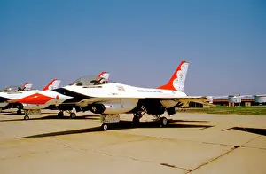 General Dynamics F-16A Fighting Falcon Thunderbird 5