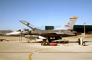 F 16b Prints: General Dynamics F-16B Fighting Falcon 78-0106
