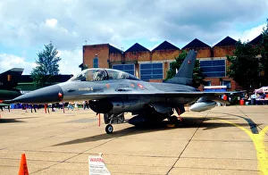 General Dynamics F-16B Fighting Falcon ET-614