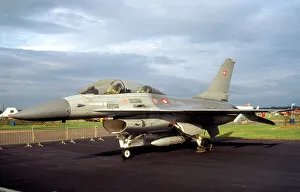 Fete Prints: General Dynamics F-16BM Fighting Falcon ET-612