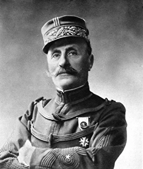 Images Dated 15th December 2004: General Foch