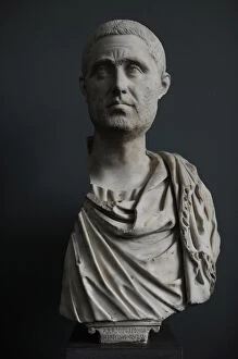 The General Officer Arrius Justus. 300 A.C. Marble. Carlsber