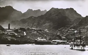 Yemeni Prints: General view of the Seaport of Aden, Yemen from the sea