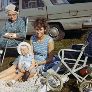 Grandmother Prints: Three generations of a family