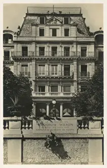 Commemorating Prints: Geneva - Palais de Nations - Woodrow Wilson plaque