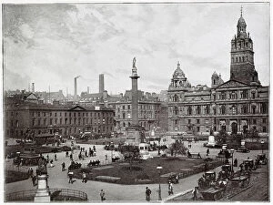 Municipal Collection: George Square, Glasgow with the City Chambers or Municipal Buildings that was built i 1889