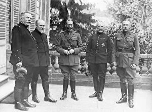 Leaders Collection: George V with military leaders during First World War