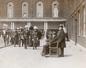 Horticultural Prints: George V visiting Chelsea Pensioners