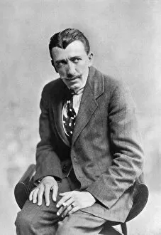 Maurier Collection: Gerald du Maurier as Arsene Lupin