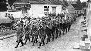 Images Dated 30th December 2004: A German band on the march during the war
