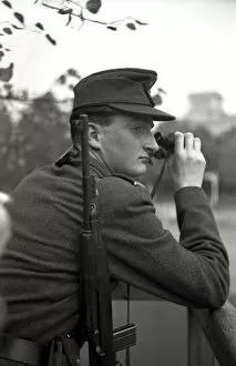 Images Dated 11th February 2011: A German soldier, Berlin