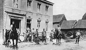 Images Dated 13th March 2017: German soldiers in Mouland