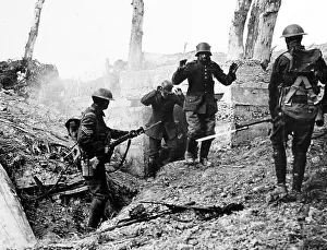 Surrender Prints: German soldiers surrender at Pilken - WW1