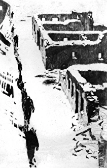 Images Dated 16th November 2011: German soldiers in a village, WW1