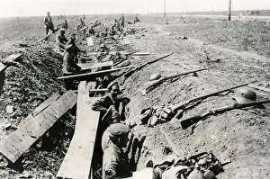 Manning Prints: German troops in trench near Sereth, Romanian Front, WW1