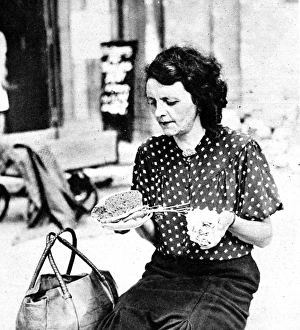 Images Dated 24th October 2004: German woman and her daily ration, Berlin, 1945