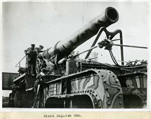 Images Dated 19th December 2016: Giant British Gun