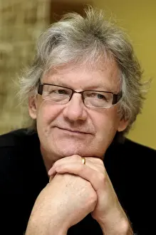 GILMOUR, David (1949). Canadian Writer and journalist