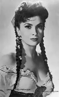 Gina Lollobrigida / Levin