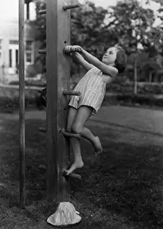Demonstrate Prints: Girl on Climbing Frame
