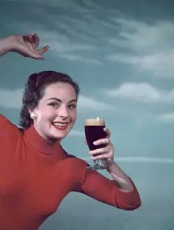 Guinness Prints: Girl & Guinness 1950S
