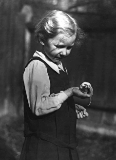 Images Dated 12th May 2011: Girl & Mouse