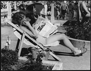 Girl Reading Girl Reading