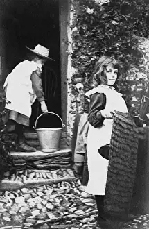 Shake Prints: Two girls help their mother with the housework