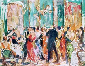 Trendy Prints: Glamorous Dancers