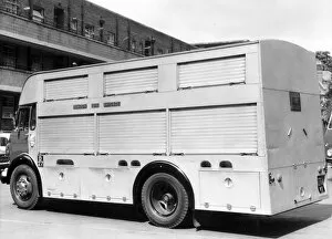 Images Dated 31st May 1966: GLC-LFB appliance fleet - foam tender