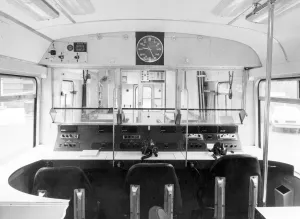 Images Dated 31st May 1975: GLC-LFB Breathing Apparatus Coach (BAC)