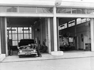 Images Dated 31st May 1966: GLC-LFB - Croydon vehicle workshops