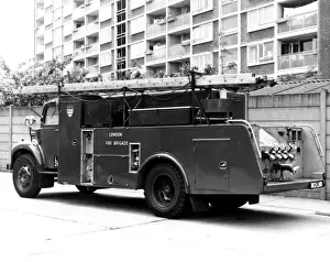 GLC-LFB - Foam Tender at East Ham