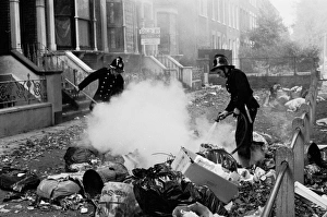Addition Gallery: GLC-LFB Refuse collection strike and rubbish fires