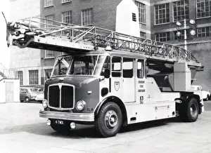 GLC-LFB - Turntable Ladder at Brigade HQ