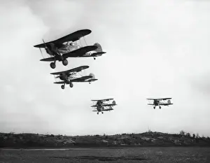 Gloster Gladiator 1 J-8