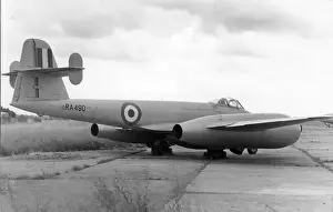 Gloster Meteor F4 RA490